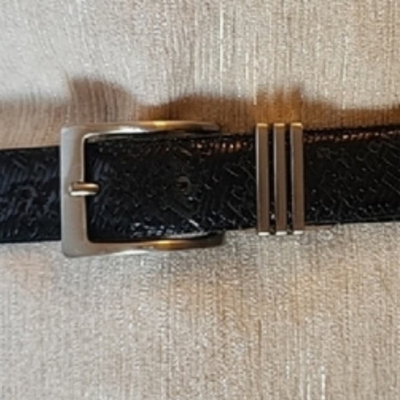 MCM  Black Textured Leather Belt - Classic Dress Belt 27-30\